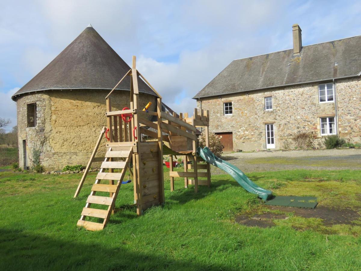 La Synchronicite - Chambres D'Hotes Saint-Sauveur-Villages Kültér fotó