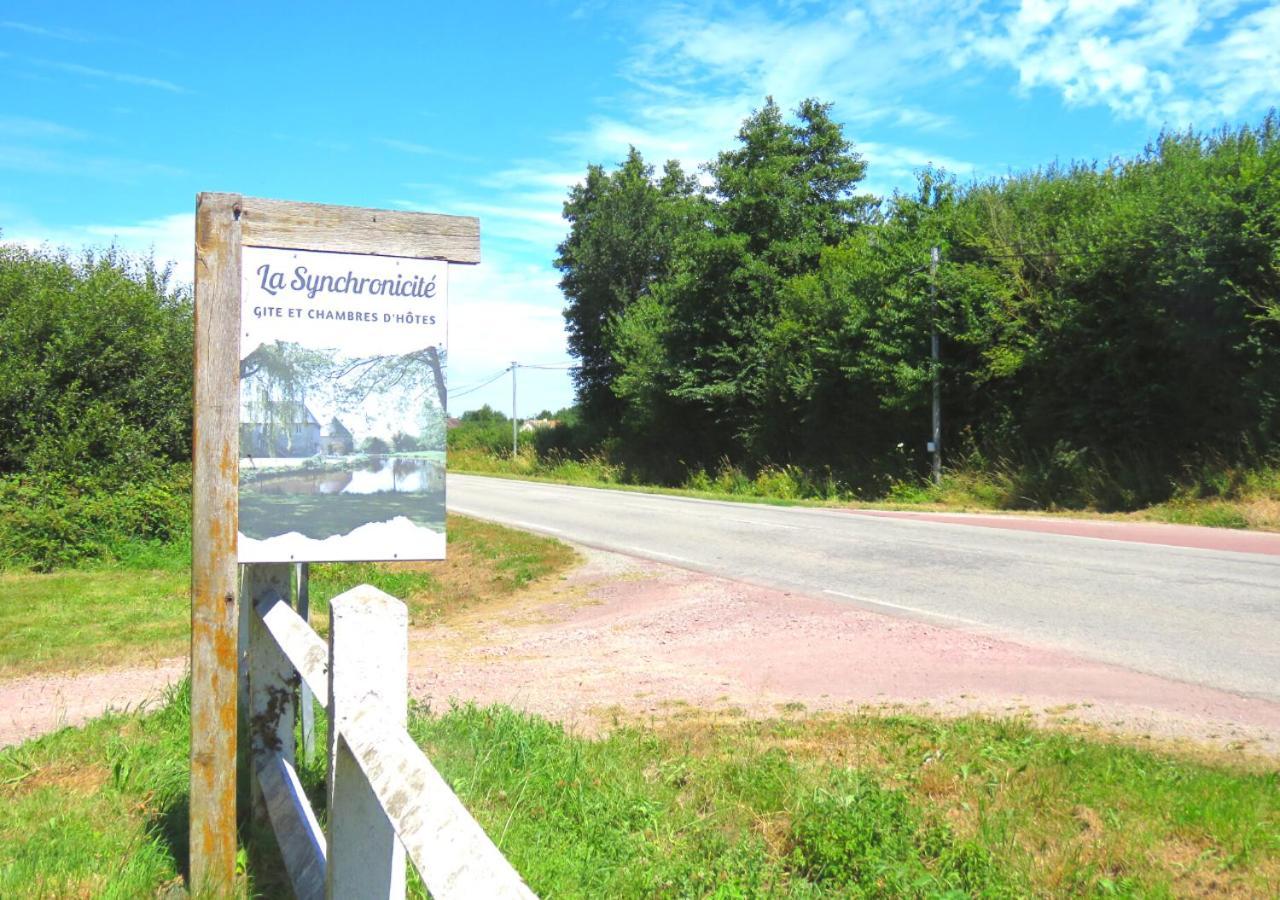 La Synchronicite - Chambres D'Hotes Saint-Sauveur-Villages Kültér fotó