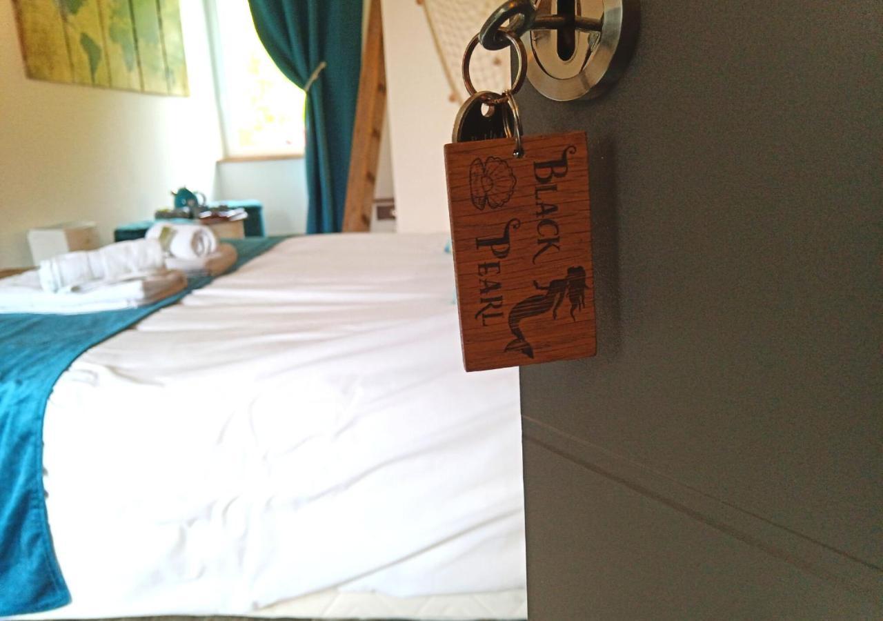 La Synchronicite - Chambres D'Hotes Saint-Sauveur-Villages Kültér fotó