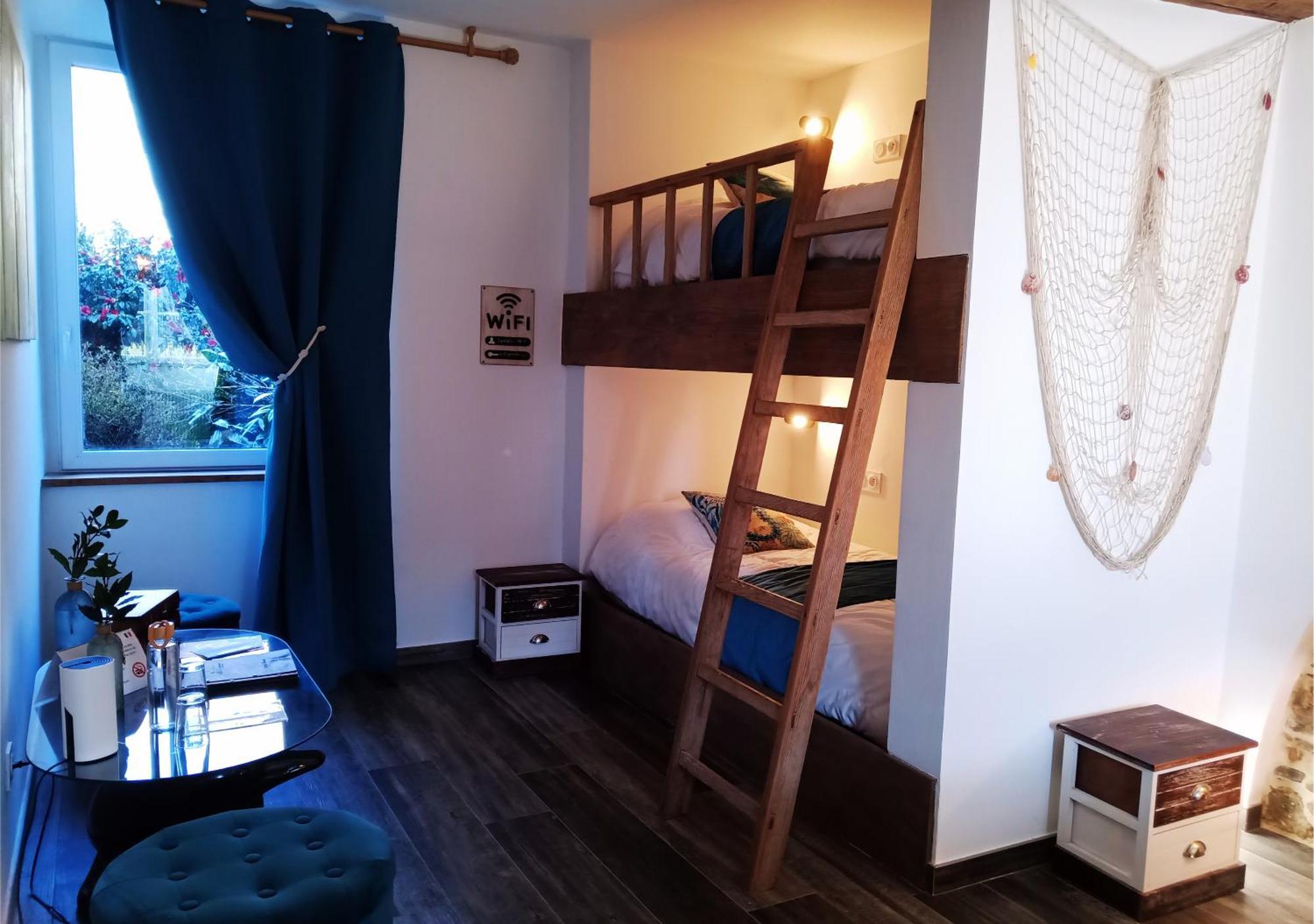 La Synchronicite - Chambres D'Hotes Saint-Sauveur-Villages Kültér fotó
